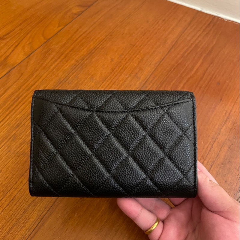 CHANEL 黑荔枝金雙C三折中夾 超級夯-19