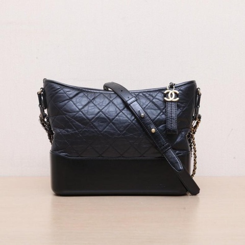 CHANEL(香奈兒) GABRIELLE 流浪 中號 28cm 黑色  25開 金銀扣
