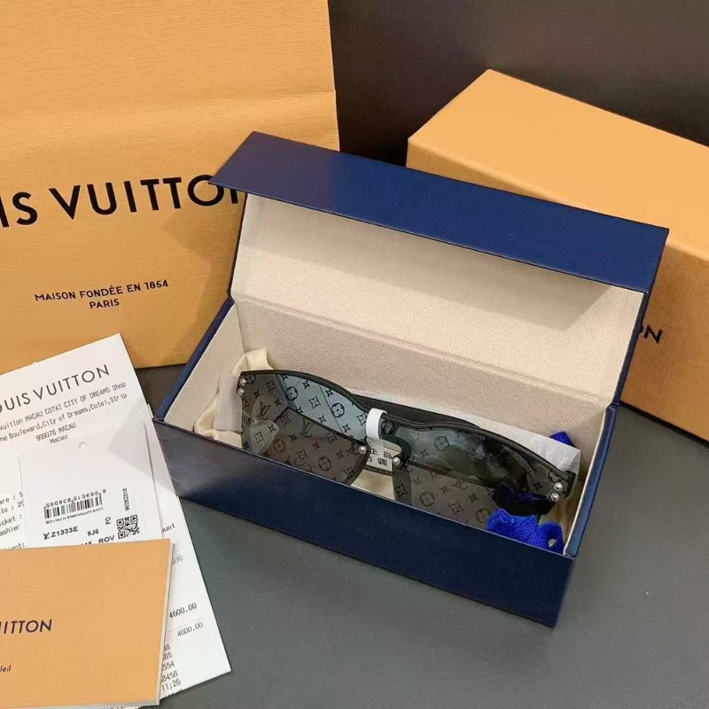 LV 路易威登 黑色滿印Logo老花 太陽墨鏡眼鏡,2025購入-2