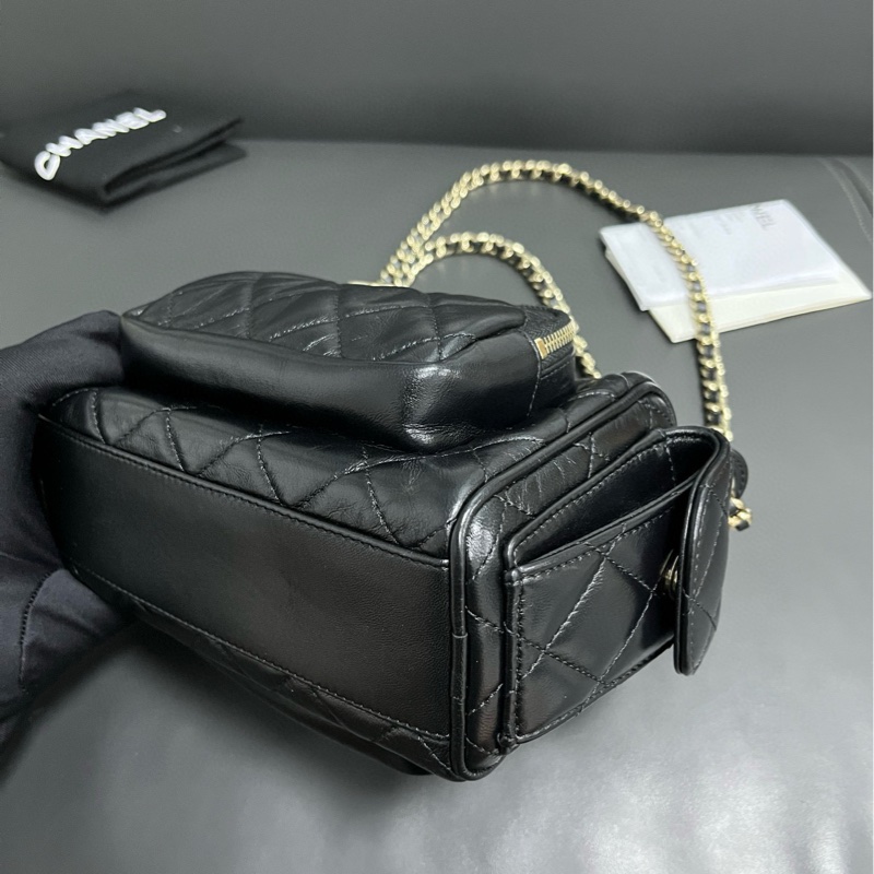 Chanel 24K 保齡球相機包-7