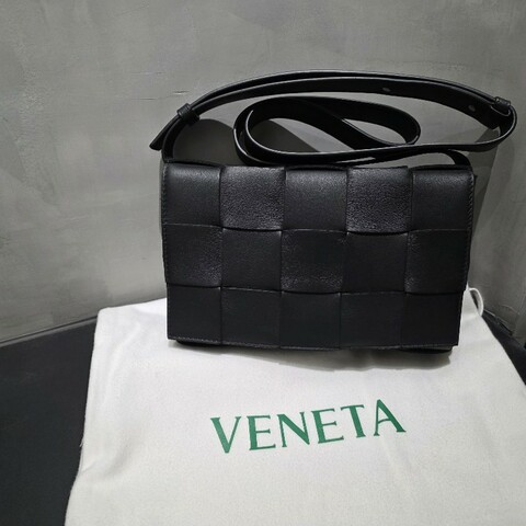 Bottega Veneta casstte 包