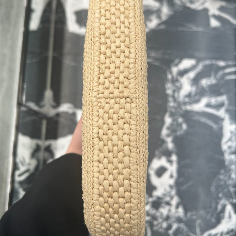 🎉新品好折扣✨Celine 119722 凱旋門 中款 Tilly 草編包-20