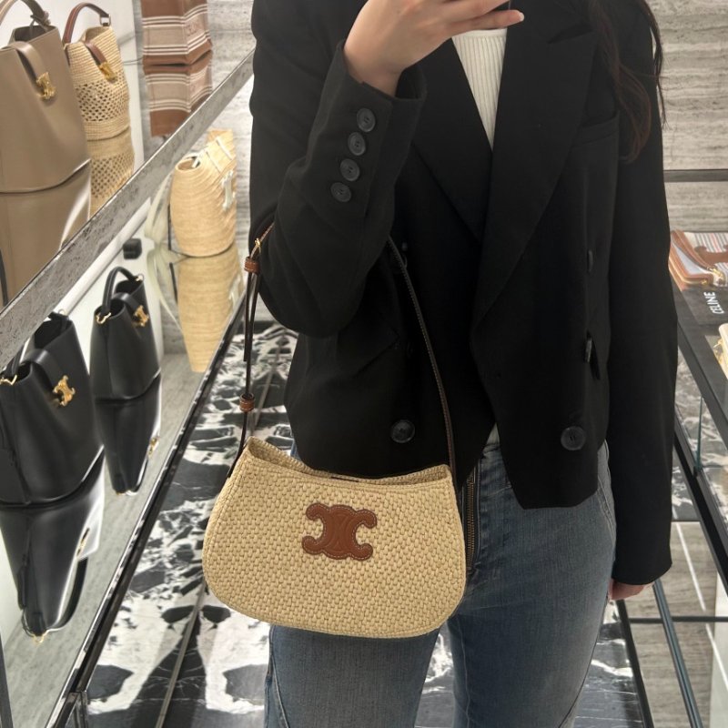 🎉新品好折扣✨Celine 119722 凱旋門 中款 Tilly 草編包-22