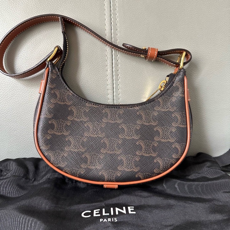 Celine 賽琳mini老花凱旋門豌豆包,尺寸16x8.5x4cm,成色98新-9