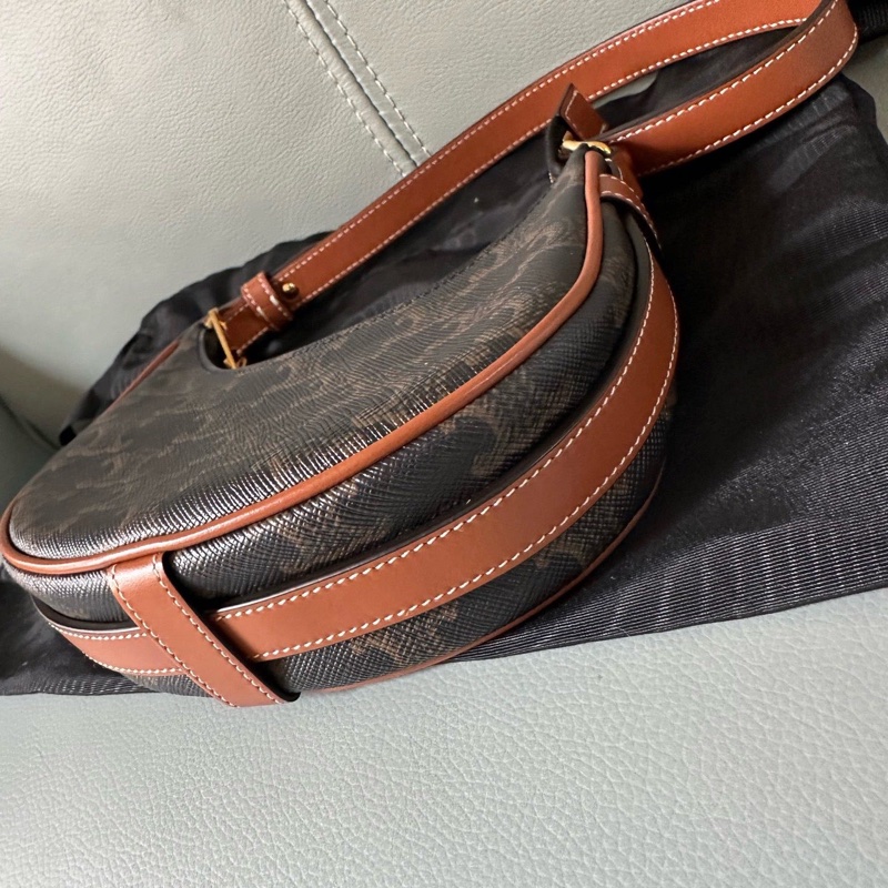 Celine 賽琳mini老花凱旋門豌豆包,尺寸16x8.5x4cm,成色98新-12