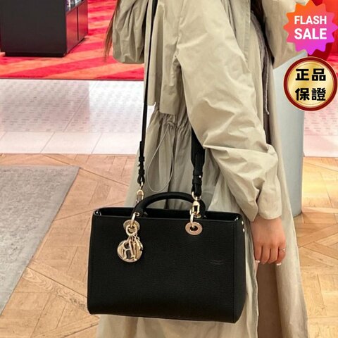 🎉新品好折扣✨Dior Lady D-Sire 中款粒面牛皮包 黑色