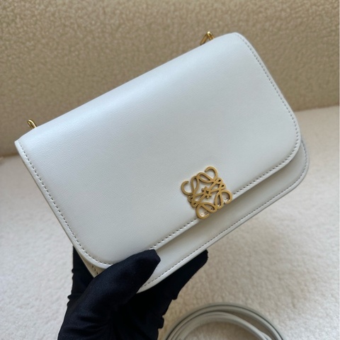 99新Loewe羅意威Goya單肩包，米白色，尺寸22x15cm