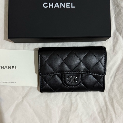 Chanel 經典卡片夾