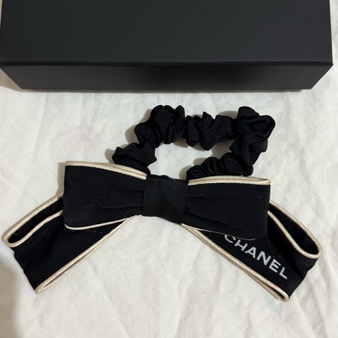 Chanel 髮飾