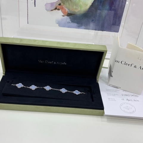 Van Cleef & Arpels梵克雅寶 VCA Alhambra四叶幸運系列18k白金紫玉髓五花手鏈 有單有證書 客人改短了手鏈，附件都齐可以去專櫃加長