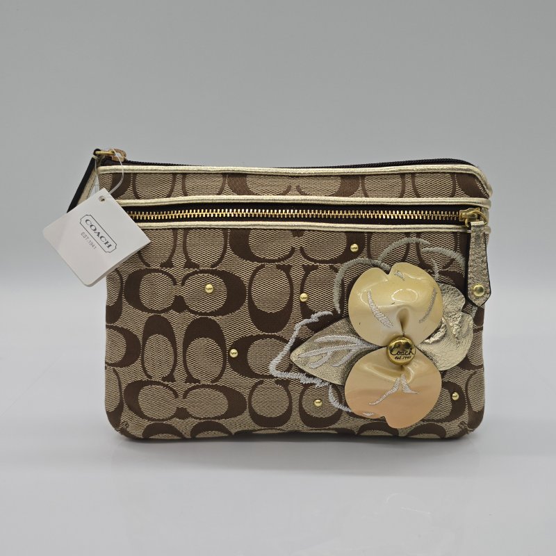 COACH小花麻將包 經典花紋 手拿包-1