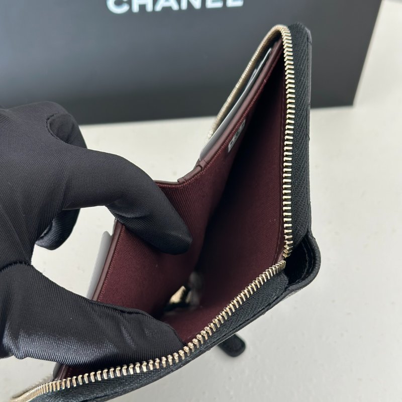 CHANEL 粒面牛皮拉鍊短夾 - 黑金-3