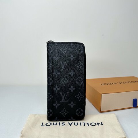 LV 全新黑灰直式拉鏈長夾