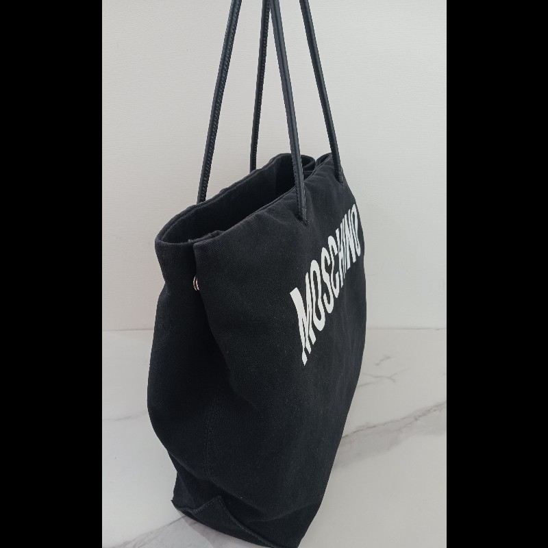 MOSCHINO-12