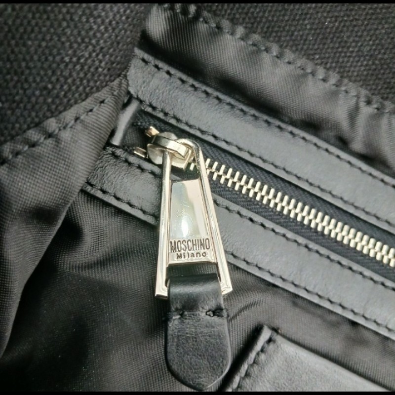 MOSCHINO-18