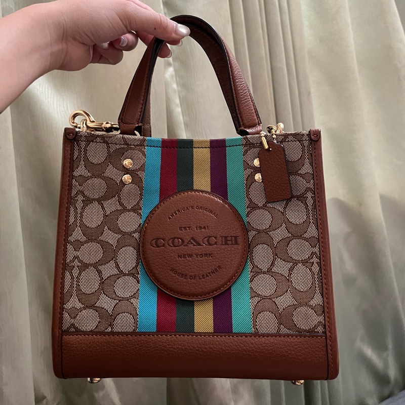 COACH 大圓標C LOGO織布拼牛皮手提/斜背琴譜兩用方包(焦糖配色)-7