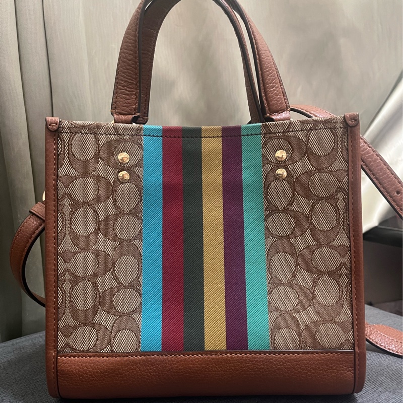 COACH 大圓標C LOGO織布拼牛皮手提/斜背琴譜兩用方包(焦糖配色)-8