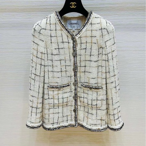 ⭐️ Chanel Jacket