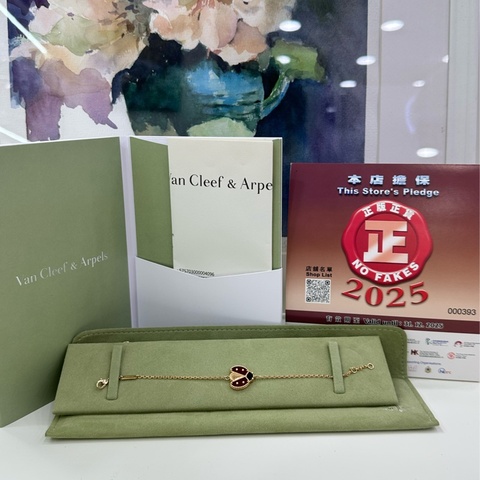 VCA梵克雅寶Lucky spring 張開翅膀的瓢蟲手鏈 鏈長16.5～18 兩檔可調節 有單有證書