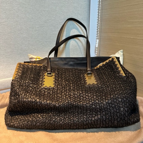 BOTTEGA VENETA