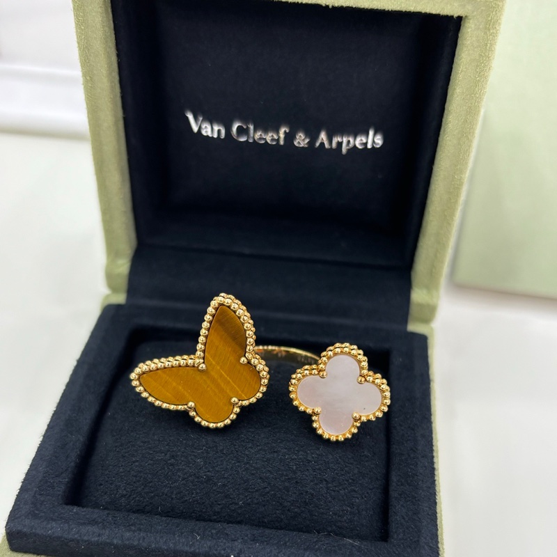 VCA Van Cleef & Arpels 梵克雅寶lucky alhambra 系列 虎眼石 貝母戒指/指間戒 有購證 有證書 48碼，超美蝶戀花显手白-1