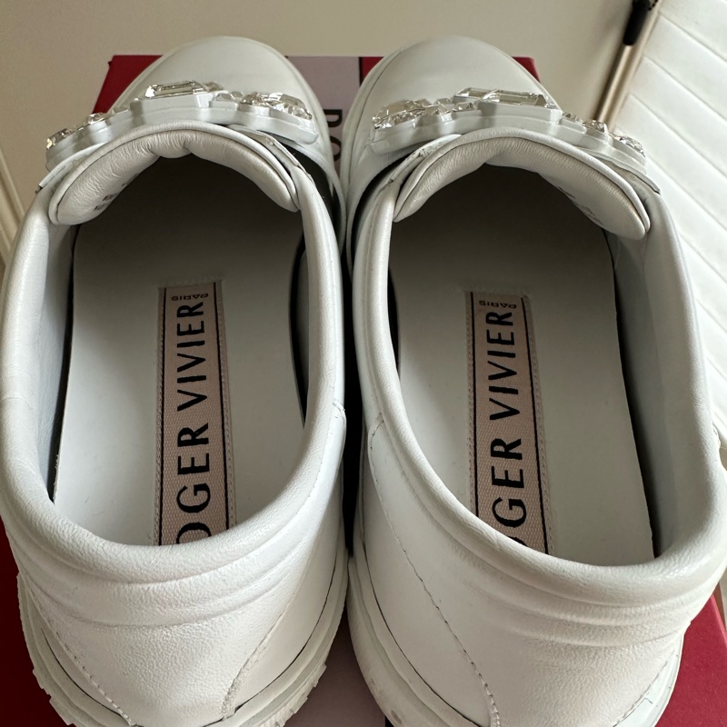 Roger Vivier 鑽扣皮革運動鞋-7
