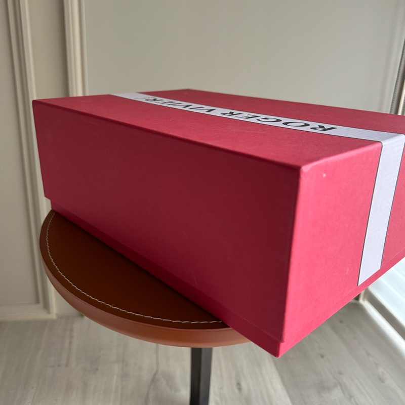 Roger Vivier 鑽扣皮革運動鞋-12