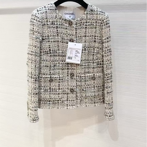 ⭐️ Chanel Jacket 外套