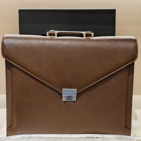 💼Burberry咖色銀扣信封 公事包 手提公事包（有盒）