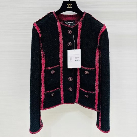 ⭐️ Chanel Jacket 外套