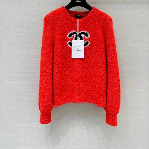 ⭐️ Chanel Top 毛衣