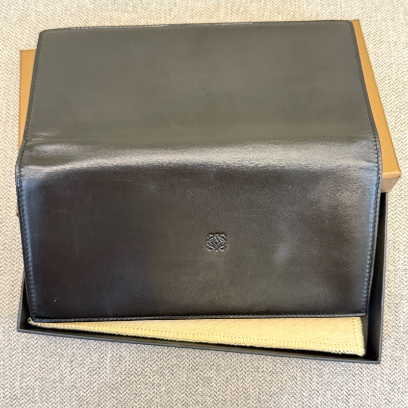 真品 LOEWE Nappa納帕小羔羊皮長夾-1