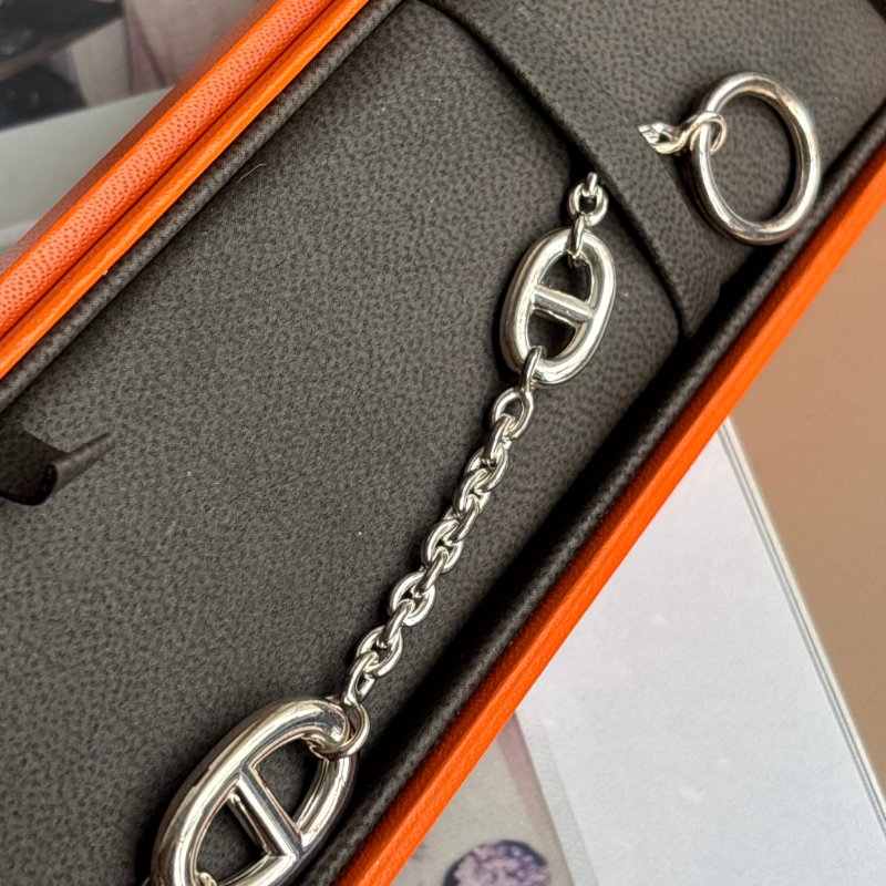 ::HERMES:: 豬鼻子 純銀 Farandole手鍊-5