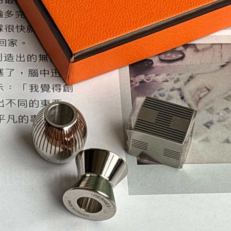 ::HERMES:: 銀色金屬 Totem Twilly Rings絲巾扣 領巾扣環-0