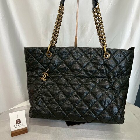 CHANEL 17開 黑荔枝菱格紋金鍊托特包