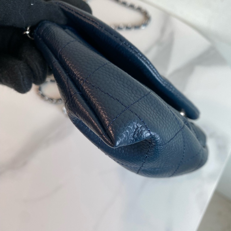 Chanel 近黑藍 月牙包navy-2