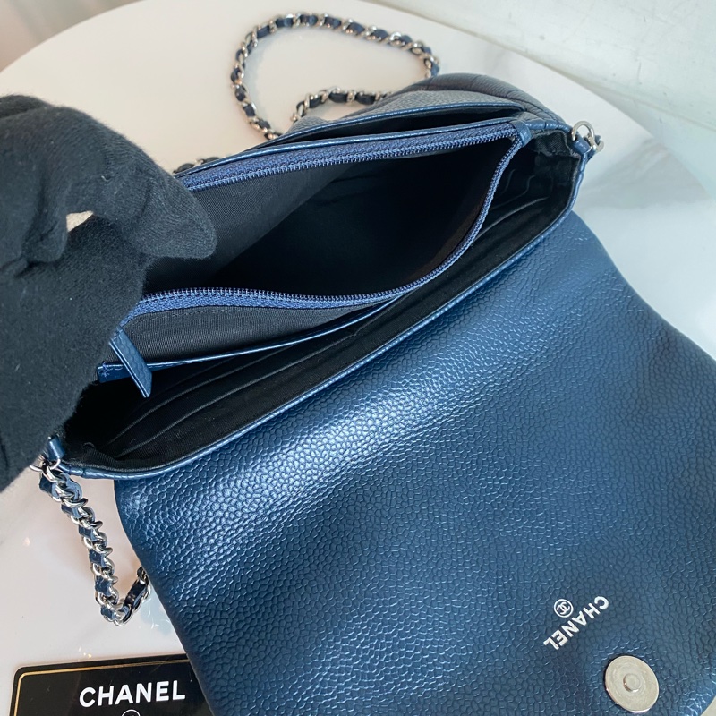 Chanel 近黑藍 月牙包navy-9