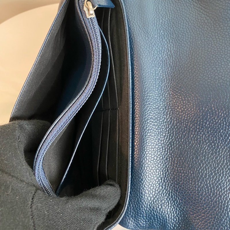 Chanel 近黑藍 月牙包navy-18