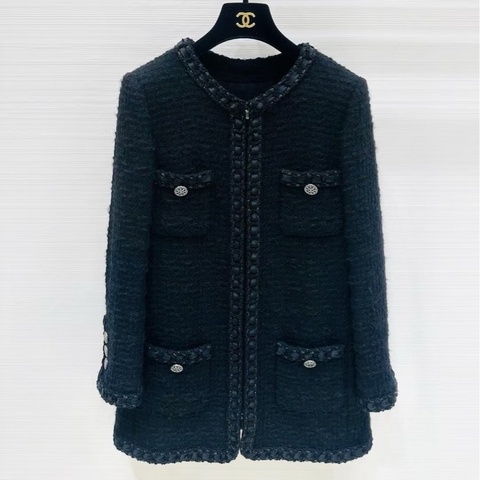 ⭐️ Chanel Jacket 外套