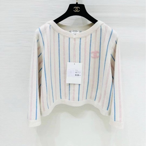 ⭐️ Chanel 23P Top 上衣