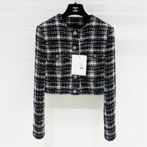 ⭐️ Chanel Jacket 外套