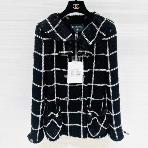 ⭐️ Chanel Jacket 外套