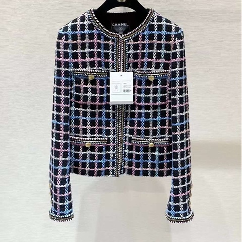 ⭐️ Chanel Jacket 外套