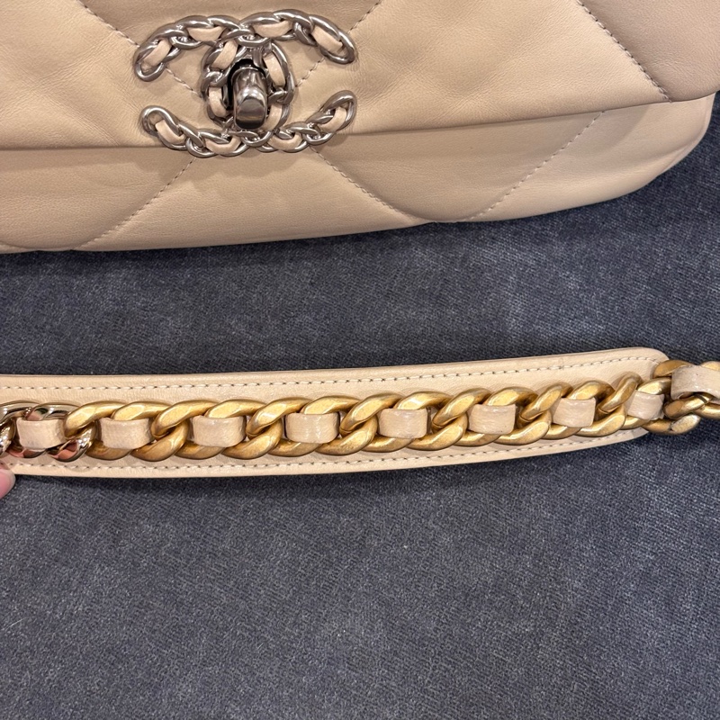 🆕極新晶片款‼️Chanel菱格奶茶色銀扣19bag雙色鏈條包-5