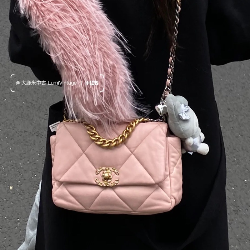 🆕極新限量‼️Chanel羊皮金扣櫻花粉小號19bag雙色鏈條包-4