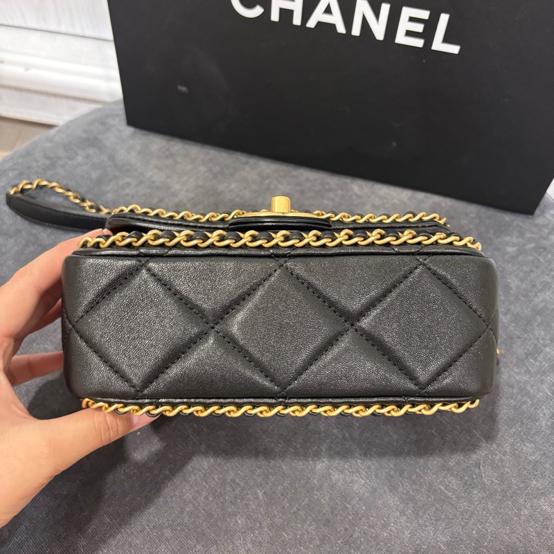 ‼️25年新款🆕Chanel黑金滾邊方胖子鏈條包手提斜挎包-9