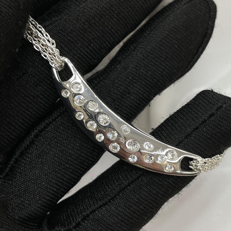 Swarovski 銀色水晶項鏈 XA098-12