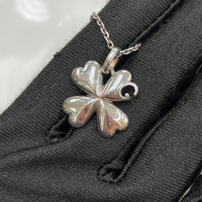 GUCCI 古馳銀色四葉草頸鏈 O703NY-15