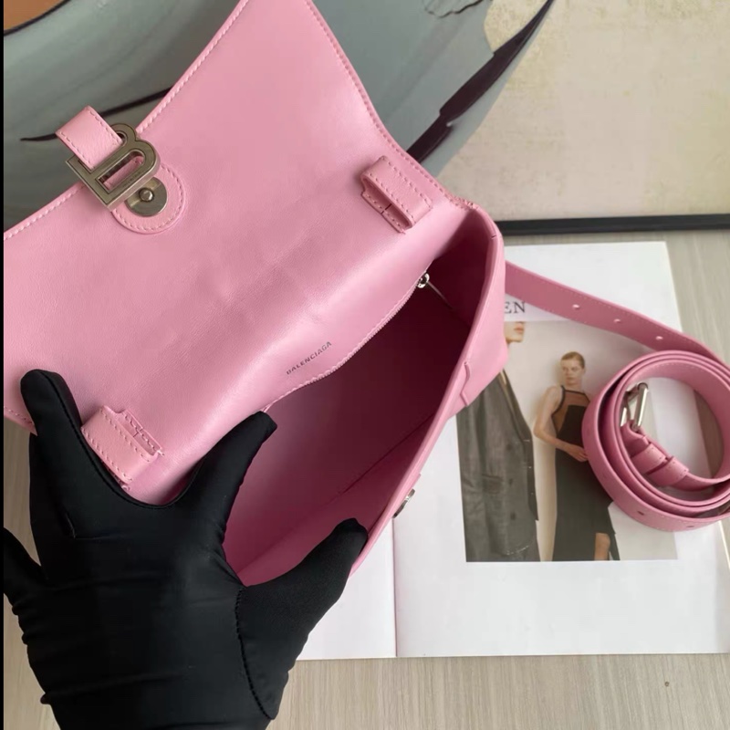 Balenciaga • Downtown 櫻花粉沙漏斜背包-8