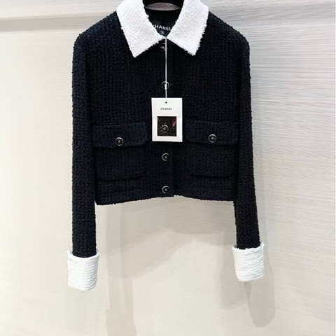 ⭐️ Chanel 25P Jacket